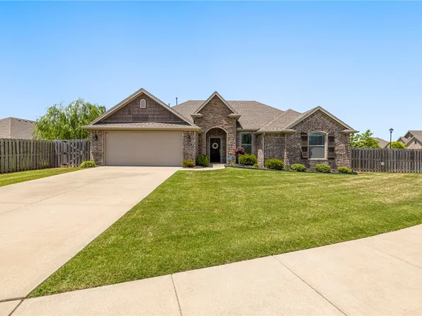 4471 W Oldham Dr, Fayetteville, AR 72704