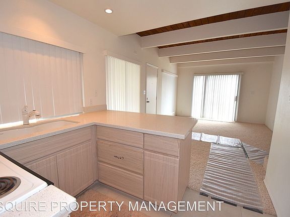 5th image of 5510 Driftwood St Unit 3