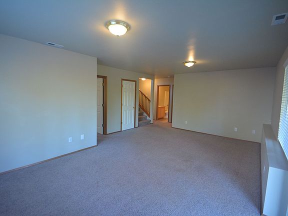 4th image of 21308 Poplar Way