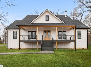 625 Sullens Rd, Campobello, SC 29322