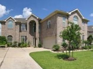 218 Walnut Cove Ln, Pearland, TX 77584