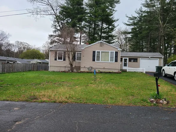 33 Overhill Dr, Springfield, MA 01129