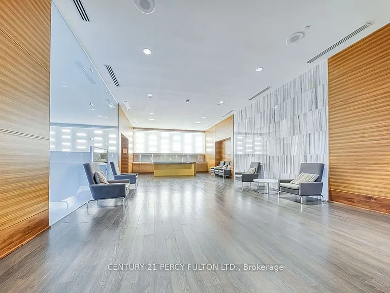 125 Village Green Sq #3105 — Photo 34