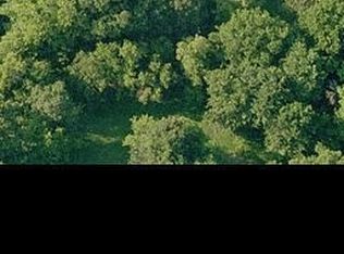 652 Kyle St, Angleton, TX 77515