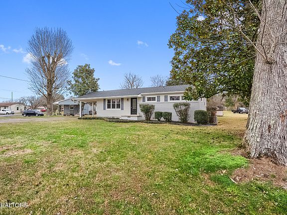 4th image of 122 Hillcrest Dr