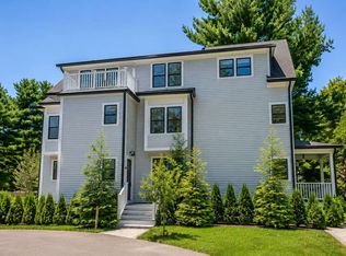 440 Washington St #1, Wellesley Hills, MA 02481