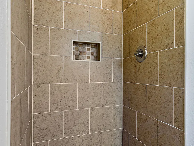 2608 Dan Sikes Dr — Photo 23