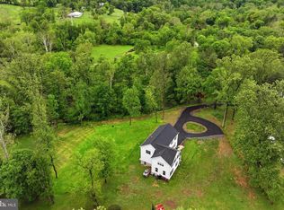 120 Ivy Mills Rd, Glen Mills, PA 19342