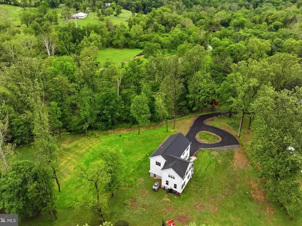 120 Ivy Mills Rd, Glen Mills, PA 19342