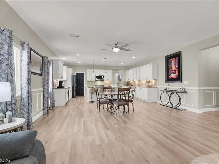 1405 Fantastic Ct — Photo 12