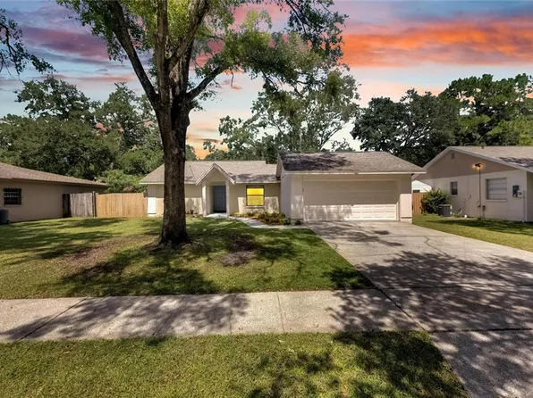 1908 Cedarbrooke Dr, Lutz, FL 33549