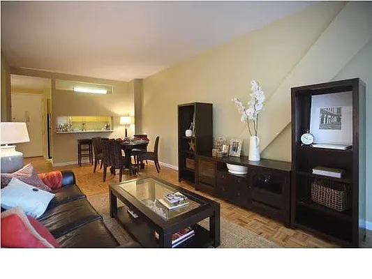 Rented by Exit Realty Landmark | media 2