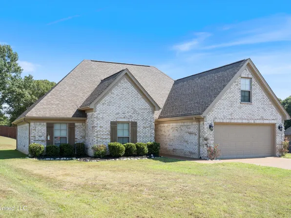 125 Highland Dr, Senatobia, MS 38668