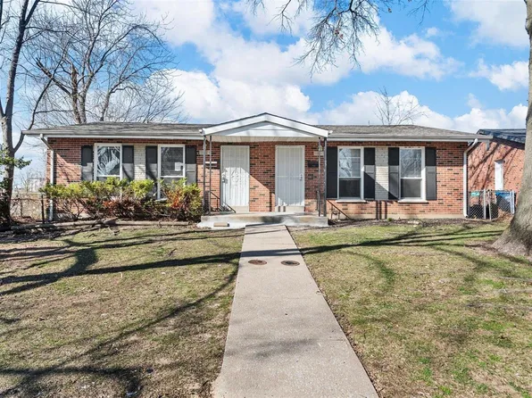 9813 Treadway Ln, Saint Louis, MO 63134