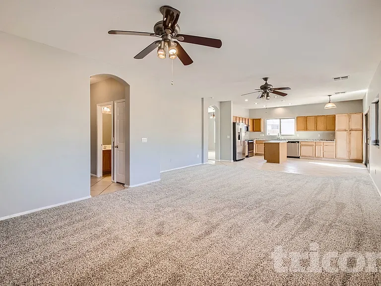 5030 W Glass Ln — Photo 6