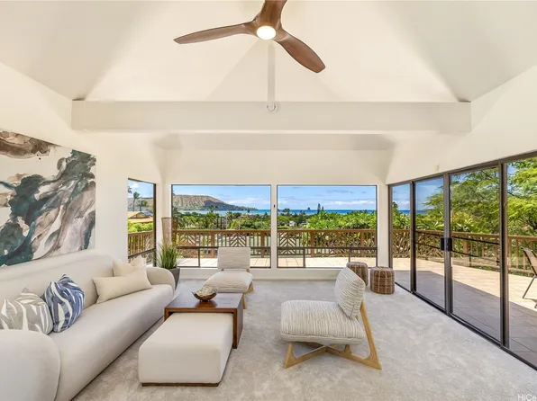 5926 Kalanianaole Hwy, Honolulu, HI 96821