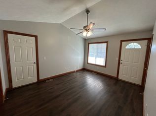 7354 Mercy Ln, Hickman, NE 68372