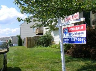 8101 Cerromar Way, Gainesville, VA 20155