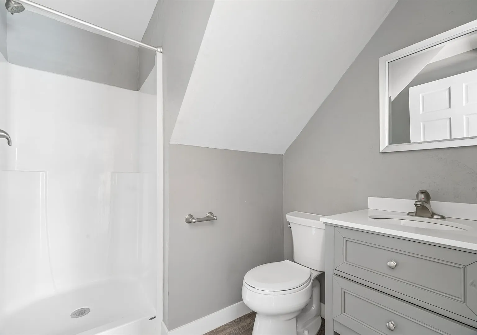 840 Jackson St — Photo 2