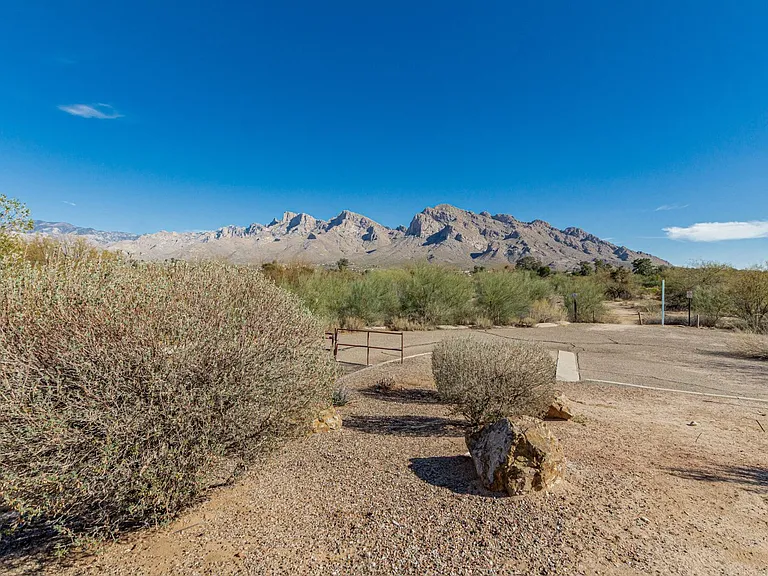 10472 N Fair Mountain Dr — Photo 35