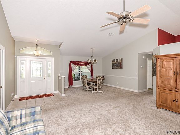 3rd image of 518 E Dakota Ct