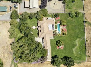 10970 Saint James Ln, Wilton, CA 95693