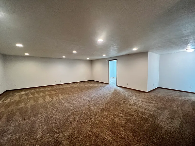 2513 W Sudbury St — Photo 19