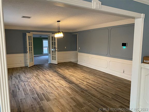 5th image of 500 E Winston Cir