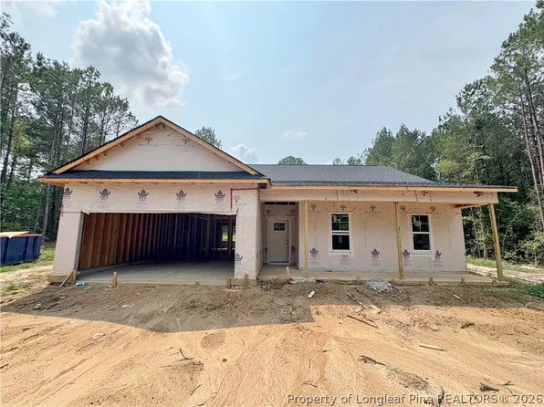 117 Morgan Dr, Spring Lake, NC 28390