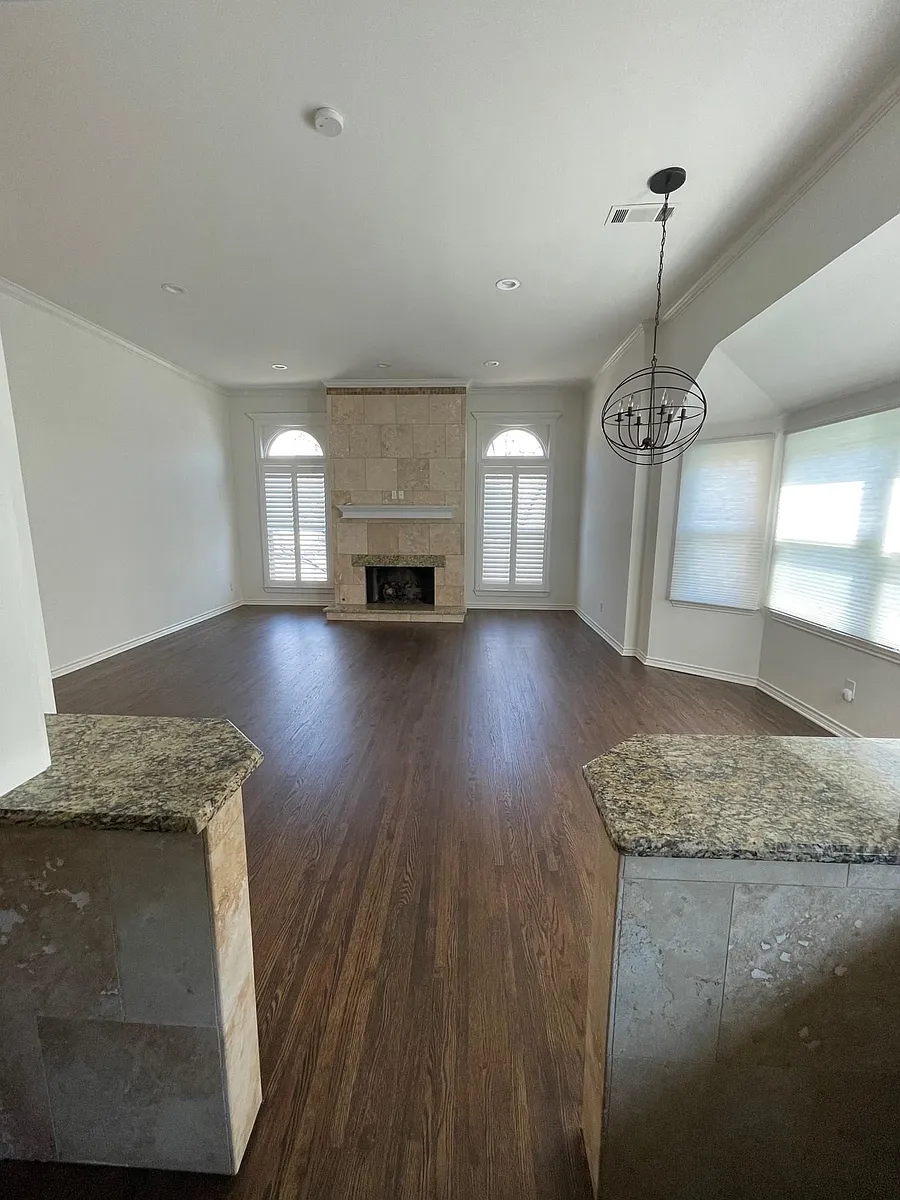 Building Photo - 4142 Herschel Ave #102