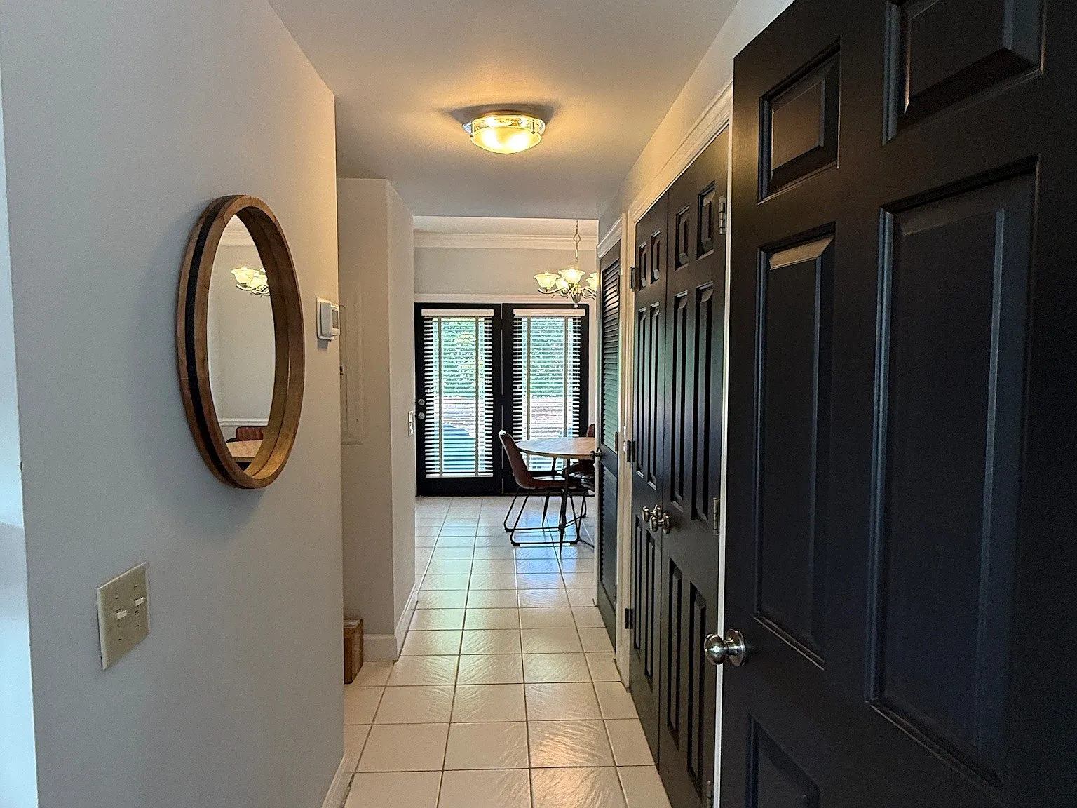 2 bed, 2.5 bath, 1350 sqft, $2,400 — Photo 1