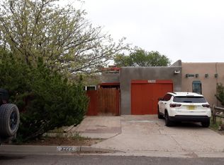 3222 Calle De Molina, Santa Fe, NM 87507