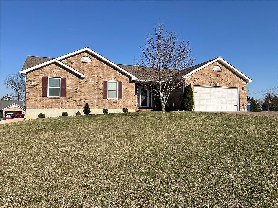 1st image of 110 Gardenia Dr