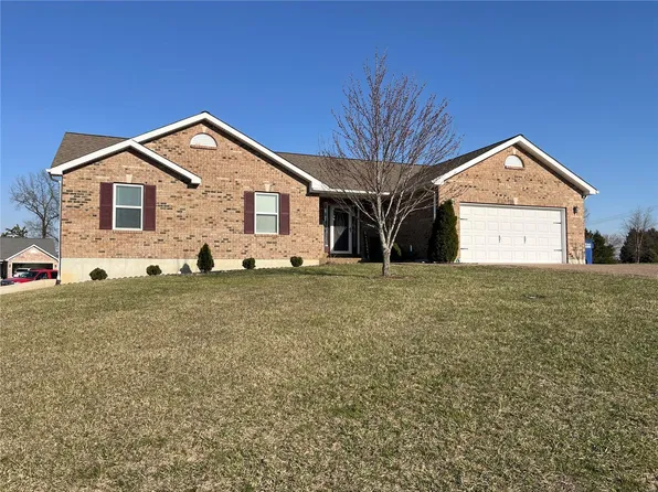 110 Gardenia Dr, Troy, MO 63379