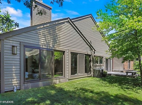 2nd image of 79 Warrington Dr
