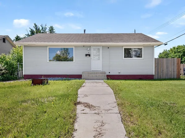 4311 105a Ave NW, Edmonton, AB T6A 1B7