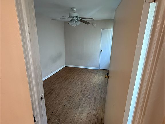 5th image of 885 Wyoming Ave APT 4