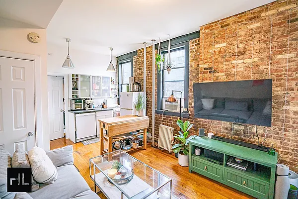 Rented by Highline Residential | media 2