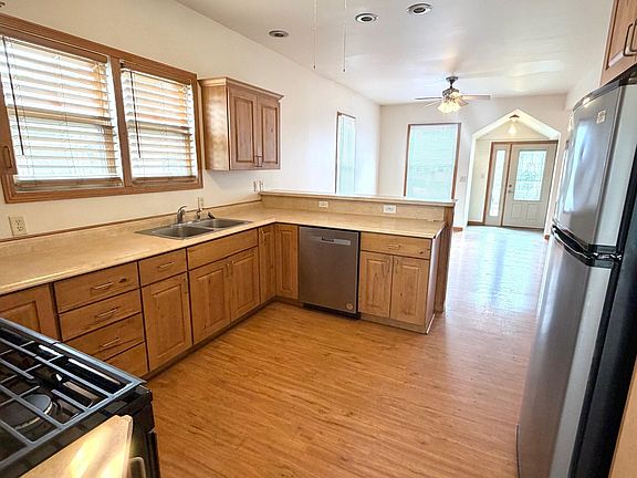 4th image of 1408 Creve Coeur St