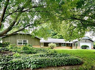 41 Stonecrest Dr, Saint Joseph, MO 64506