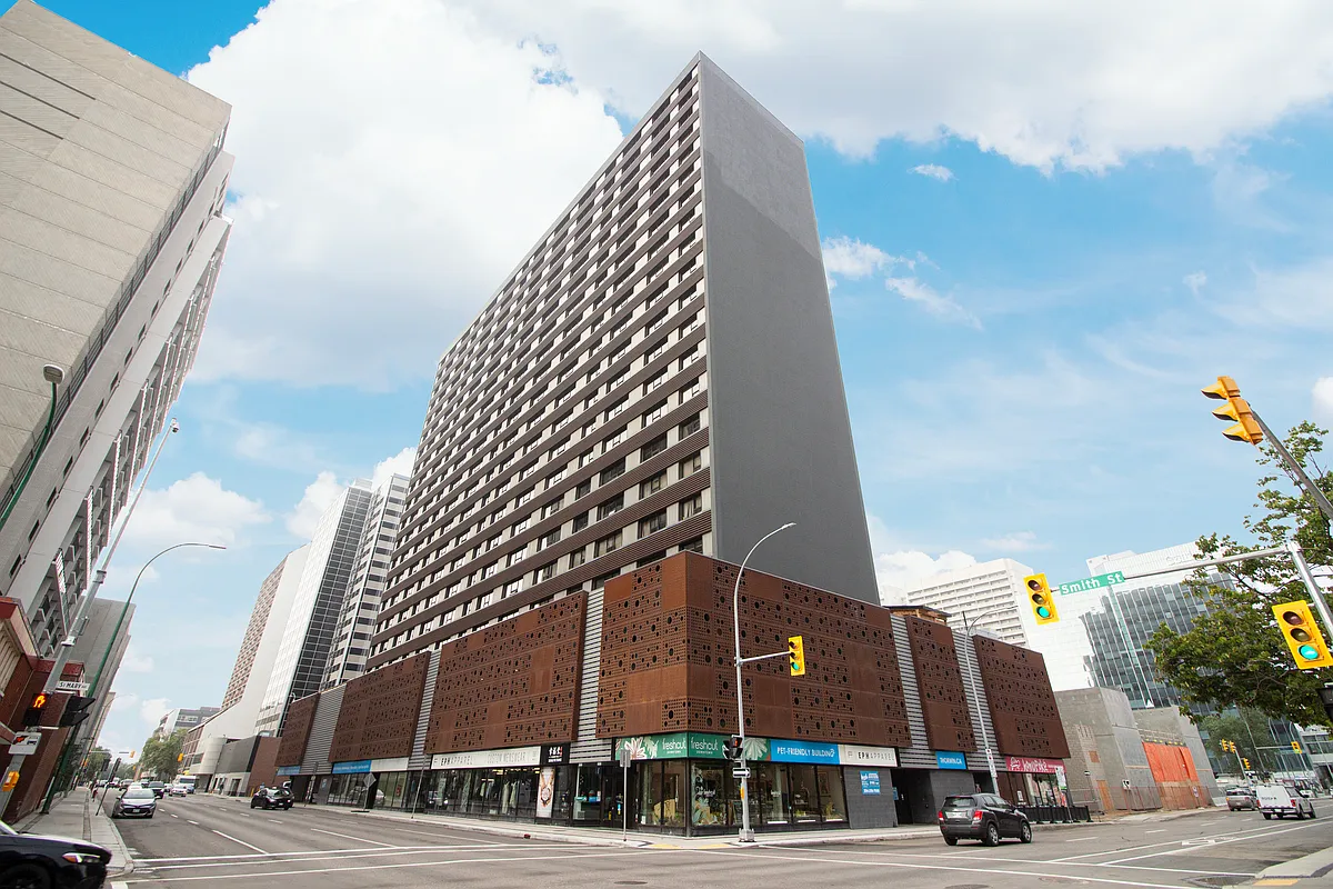 Building Photo - 190 Smith St