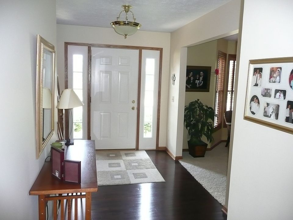 7525 Dover Ln, Parma, OH 44130 Zillow