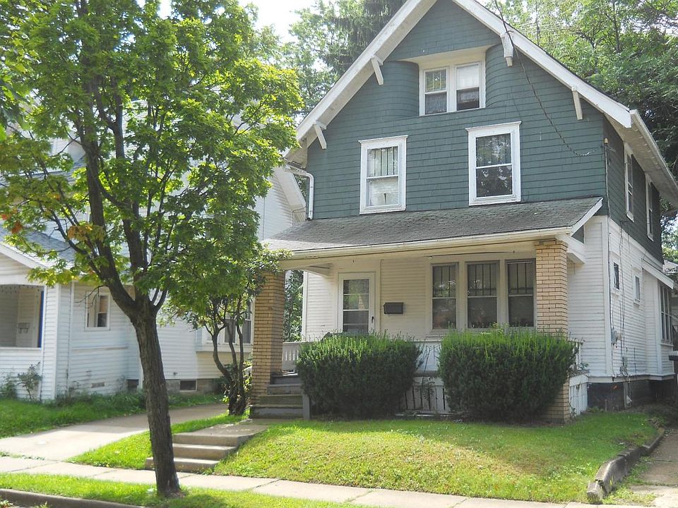 1st image of 120 Hollinger Ave