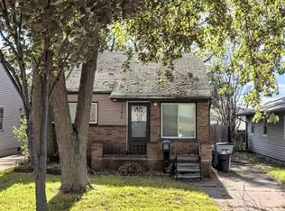 23815 Melville Ave, Hazel Park, MI 48030