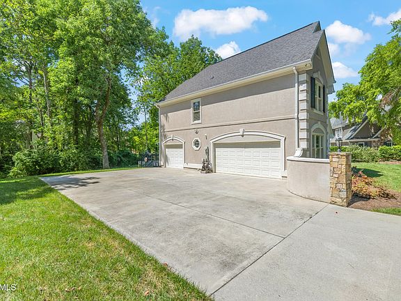 4th image of 1310 Waterside Ln