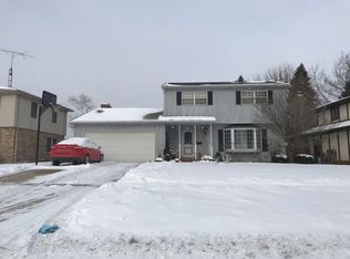 2281 Chalmette Dr, Toledo, OH 43611