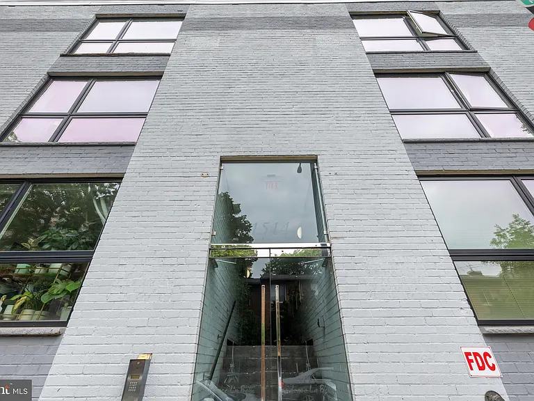 1514 Newton St NW #B2 — Photo 3