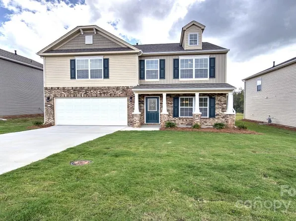 268 Shorthorn Rd, Fletcher, NC 28732
