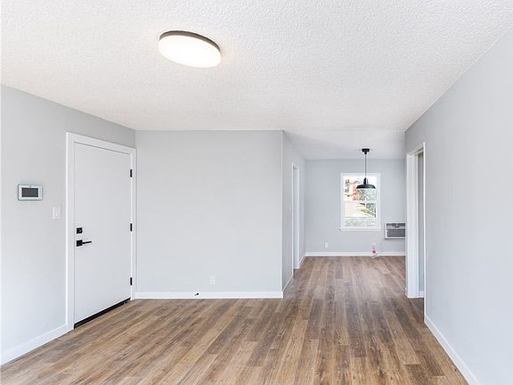 5th image of 5631 Klump Ave