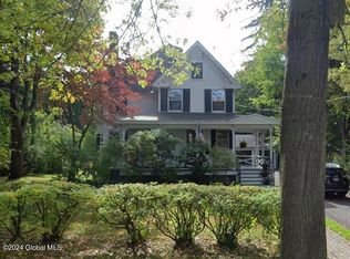 1132 Adams Rd, Schenectady, NY 12308